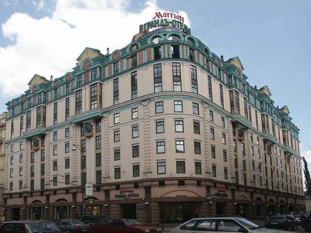 Mariott Grand Hotel (Moscow) - Air Condensers  LU-VE EAV9N 6241 8VENT – 4 pcs. 